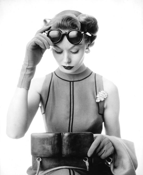 VOGUE COVER (NINA DEVOE), NEWYORK, 1951